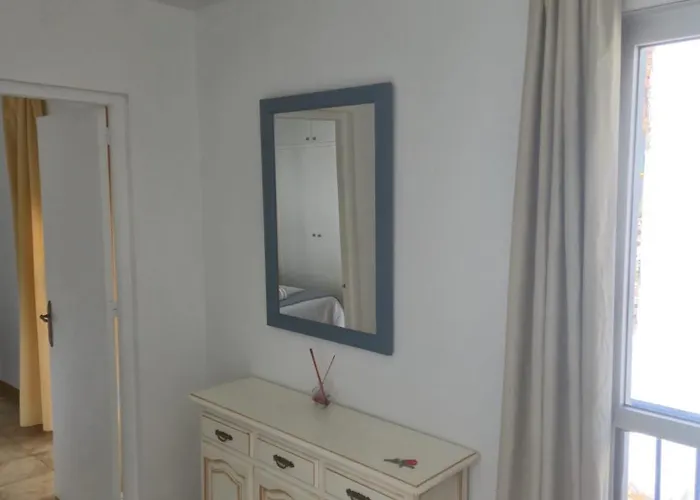 Bajondillo By On-line